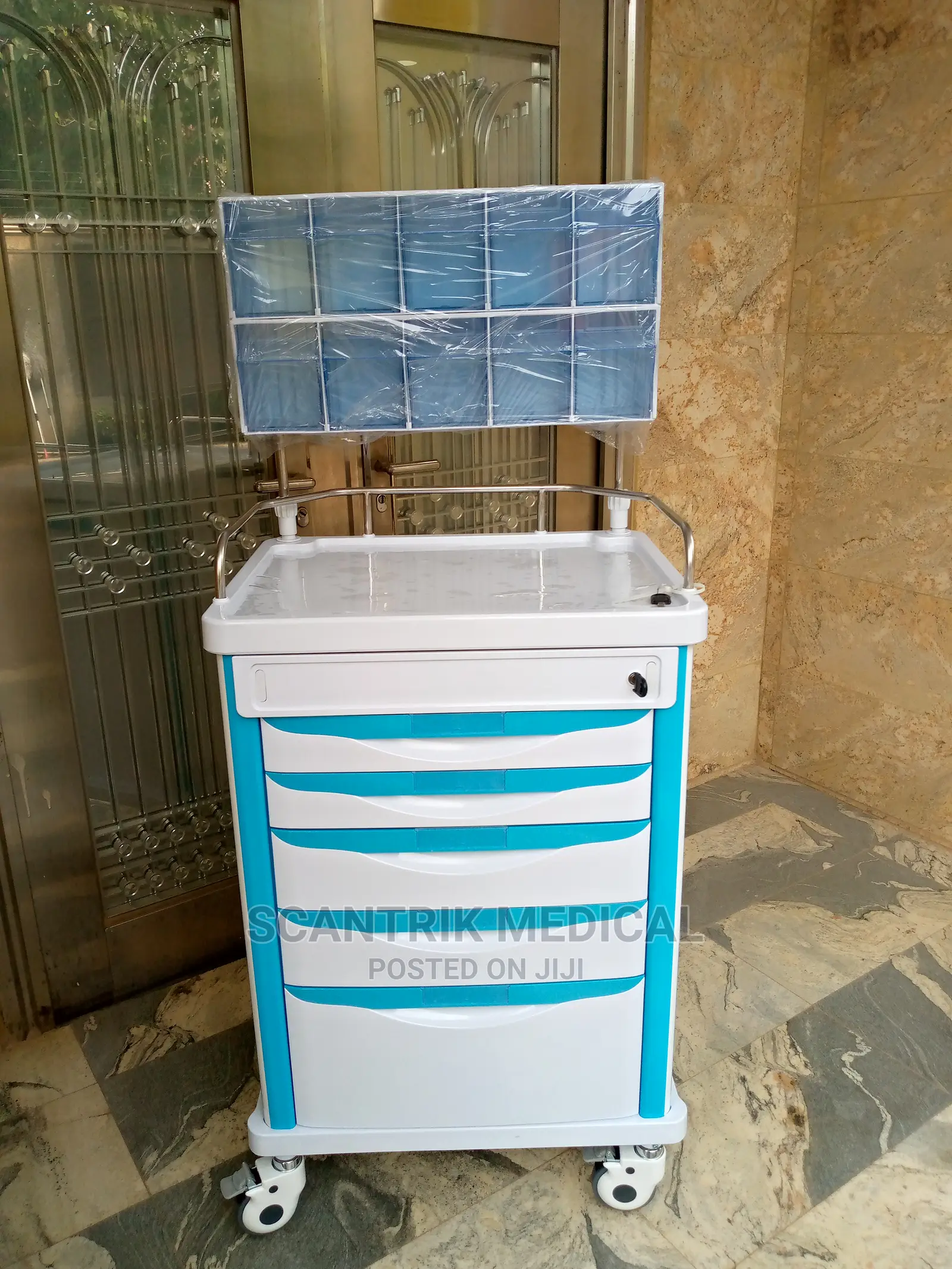 Hospital Anesthesia Trolley