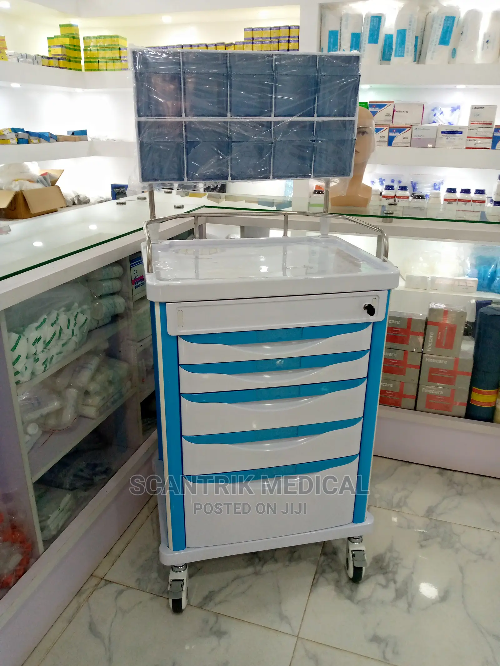 Plastic Medical Trolley With Drawers, 4 Wheels Hospital