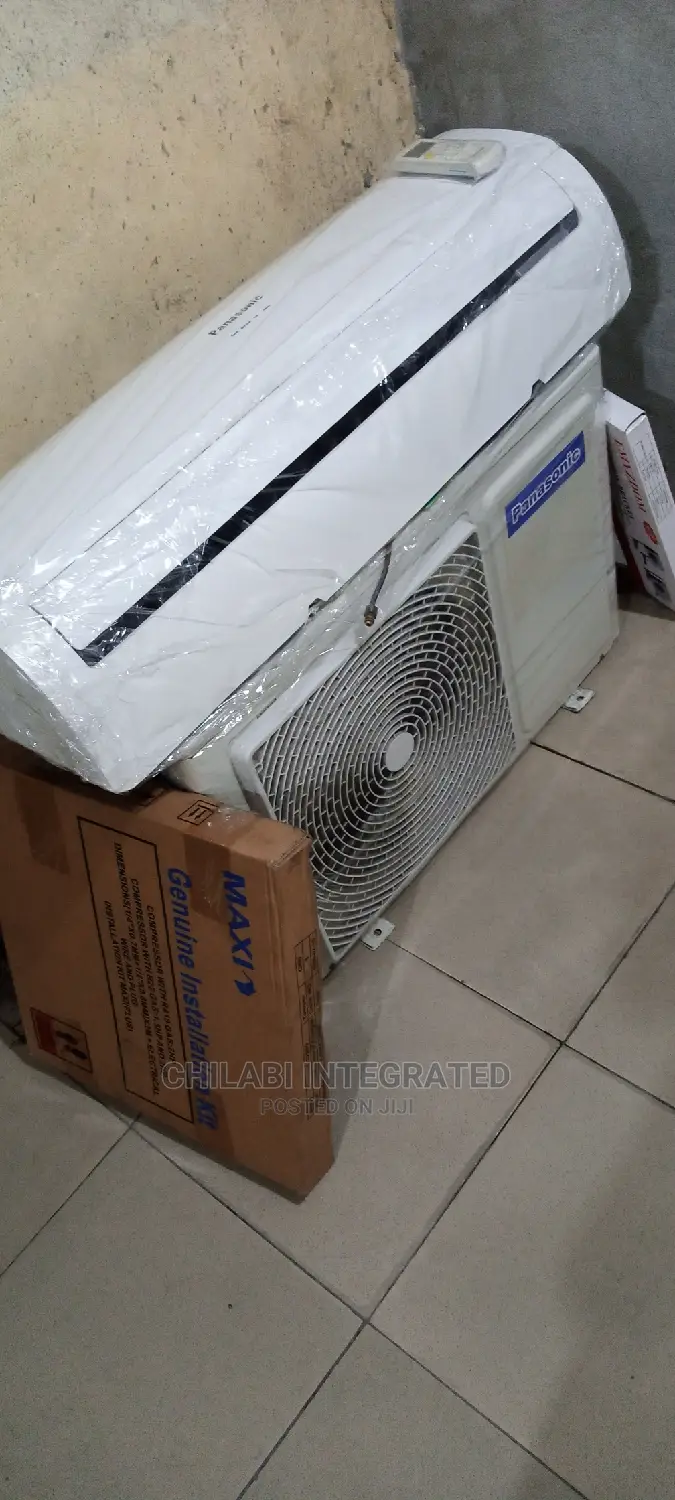 1 Month Old, LOW VOLTAGE 1.5HP PANASONIC Air Conditioner Set