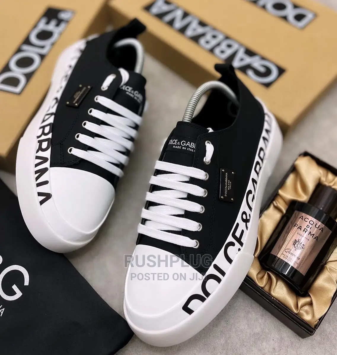 Dolce Gabbana Milano Italia SNKS