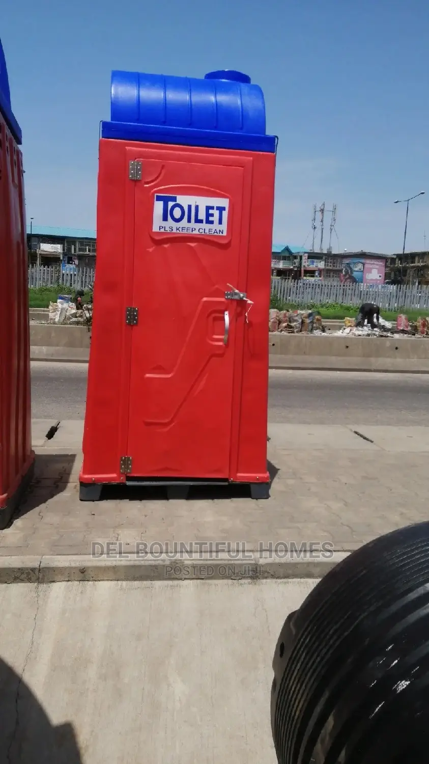 Fairlyused Mobile Toilet Well Clear and Ok