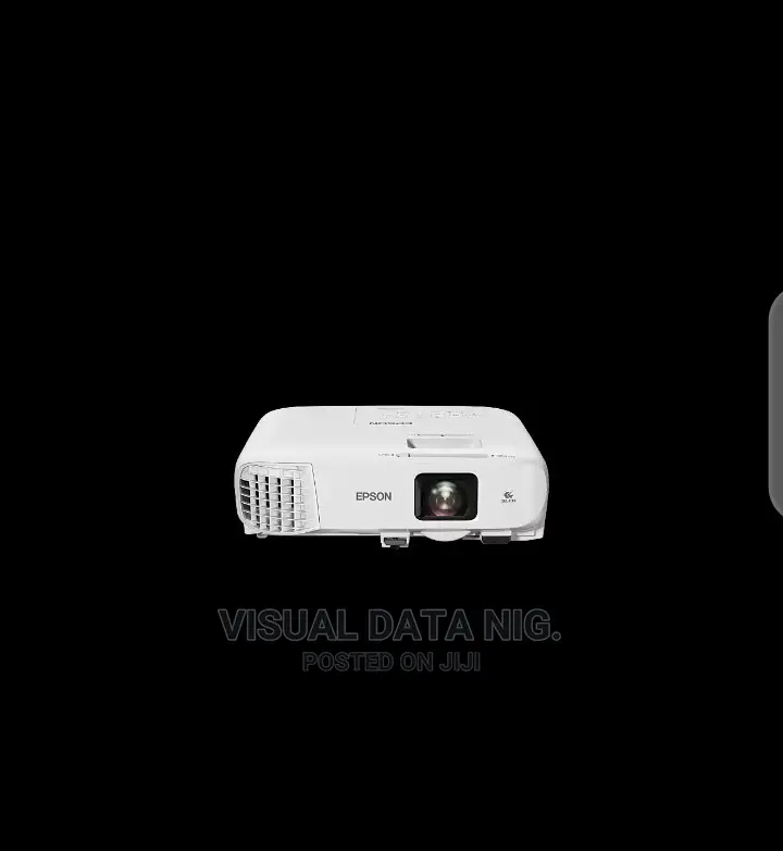 Epson Projector 4400 Lumes EB2042