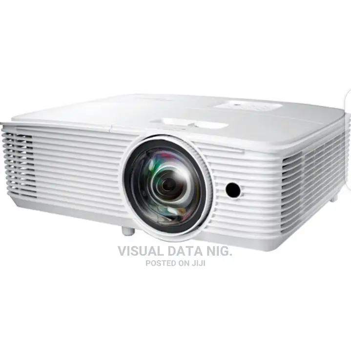 Optoma Technology X309ST 3700-Lumen XGA Short-Throw
