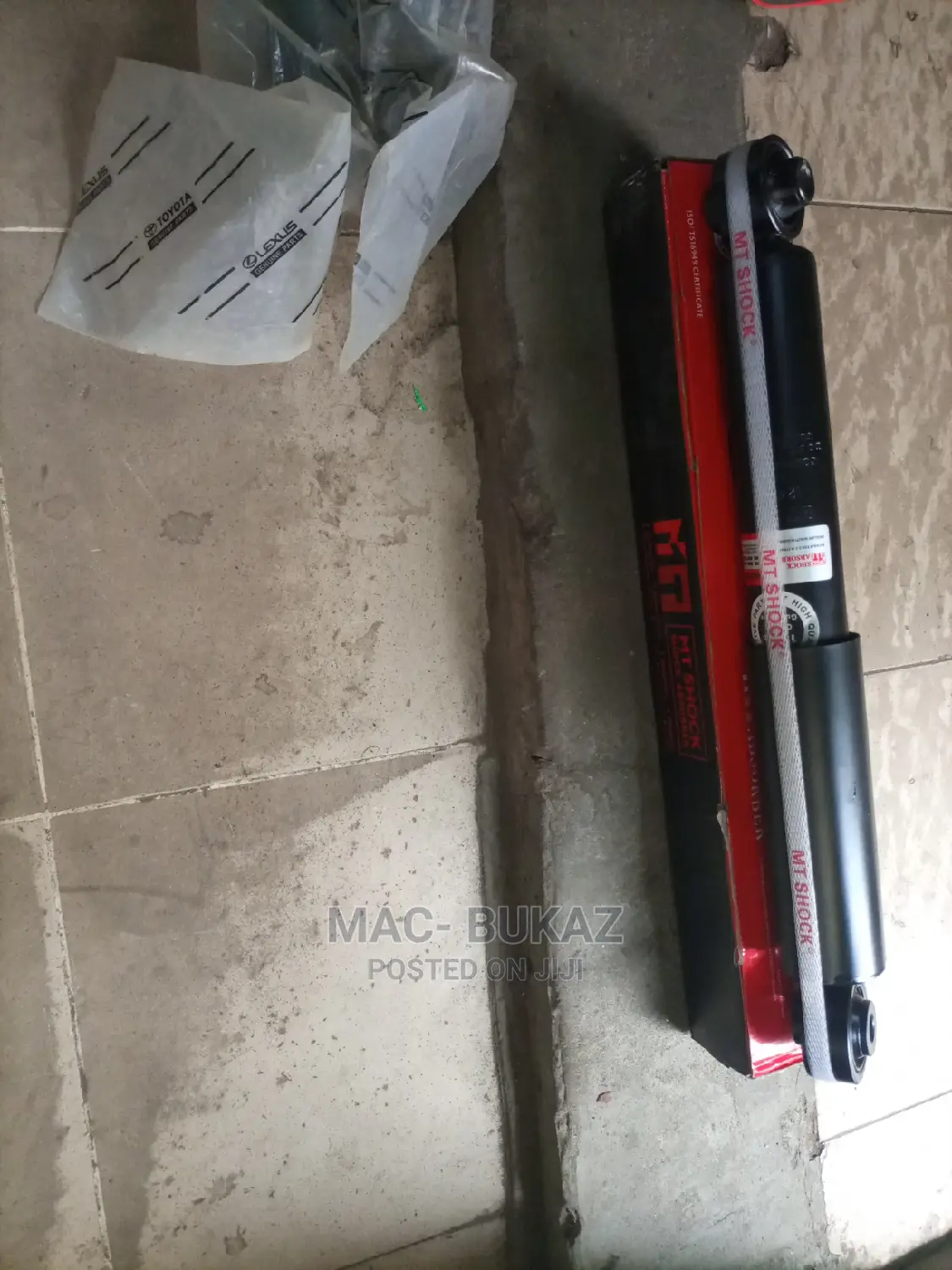 Rear Shock Lexus Rx350 Mt