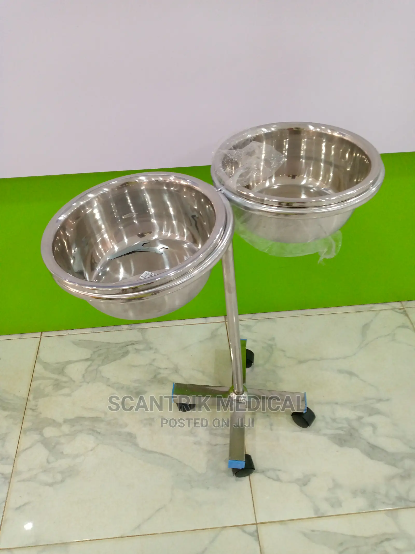 Easy-Clean Stainless Steel Double Bowl Stand