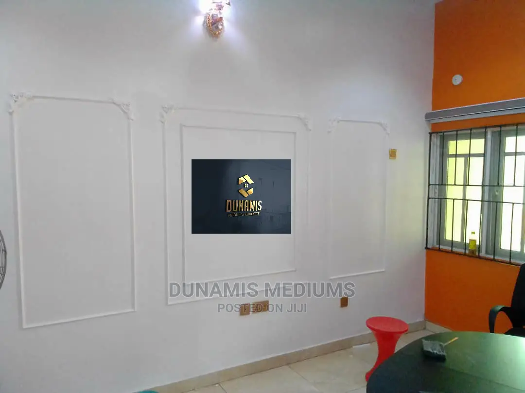 Wall Cornice