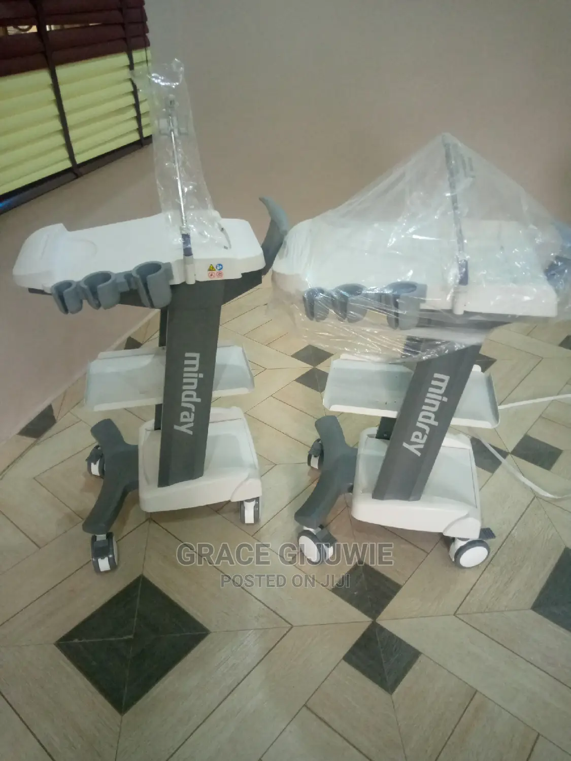 Mindray Ultrasound Trolley