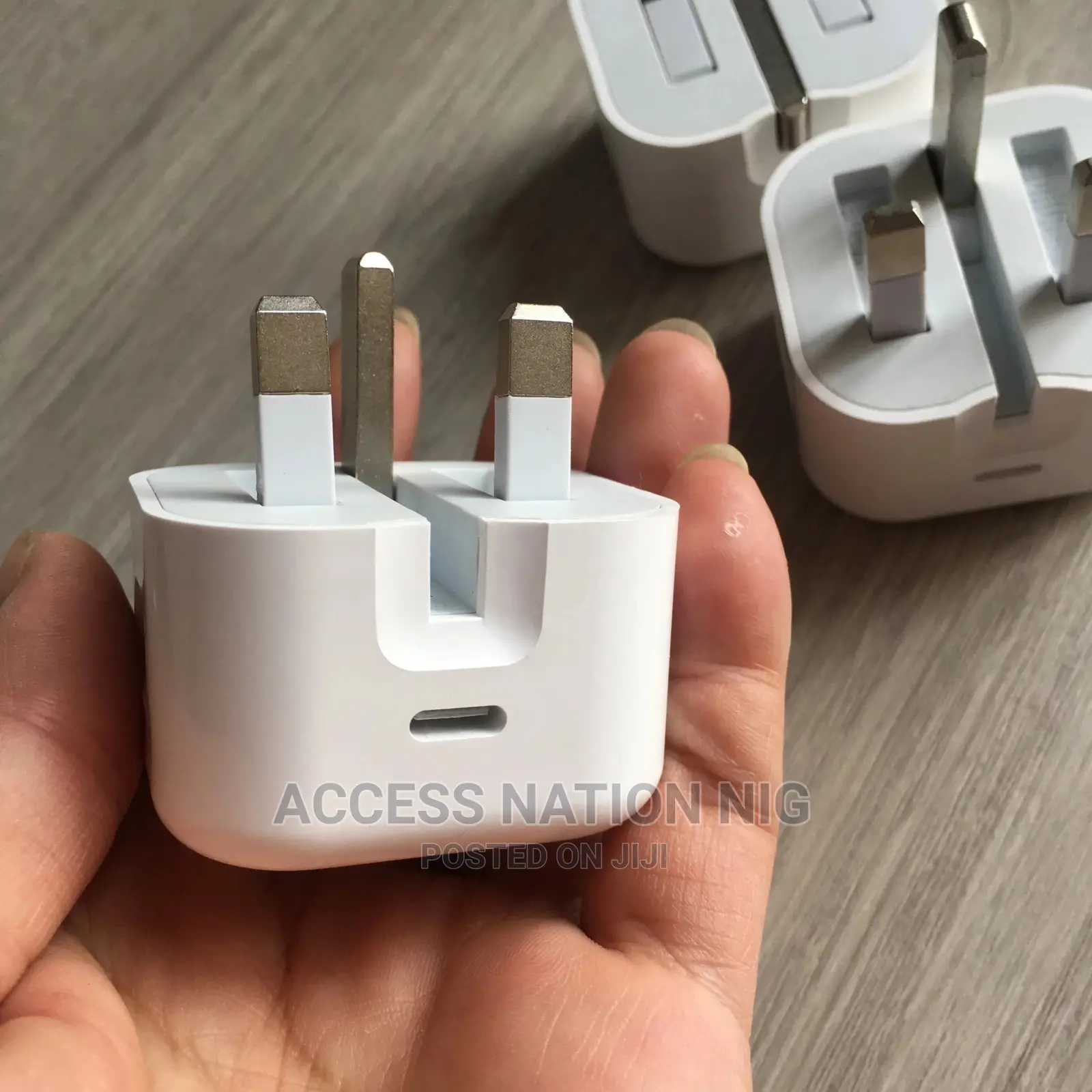 Uk Use 25wat 3pin Only Head 12pro Max Charger