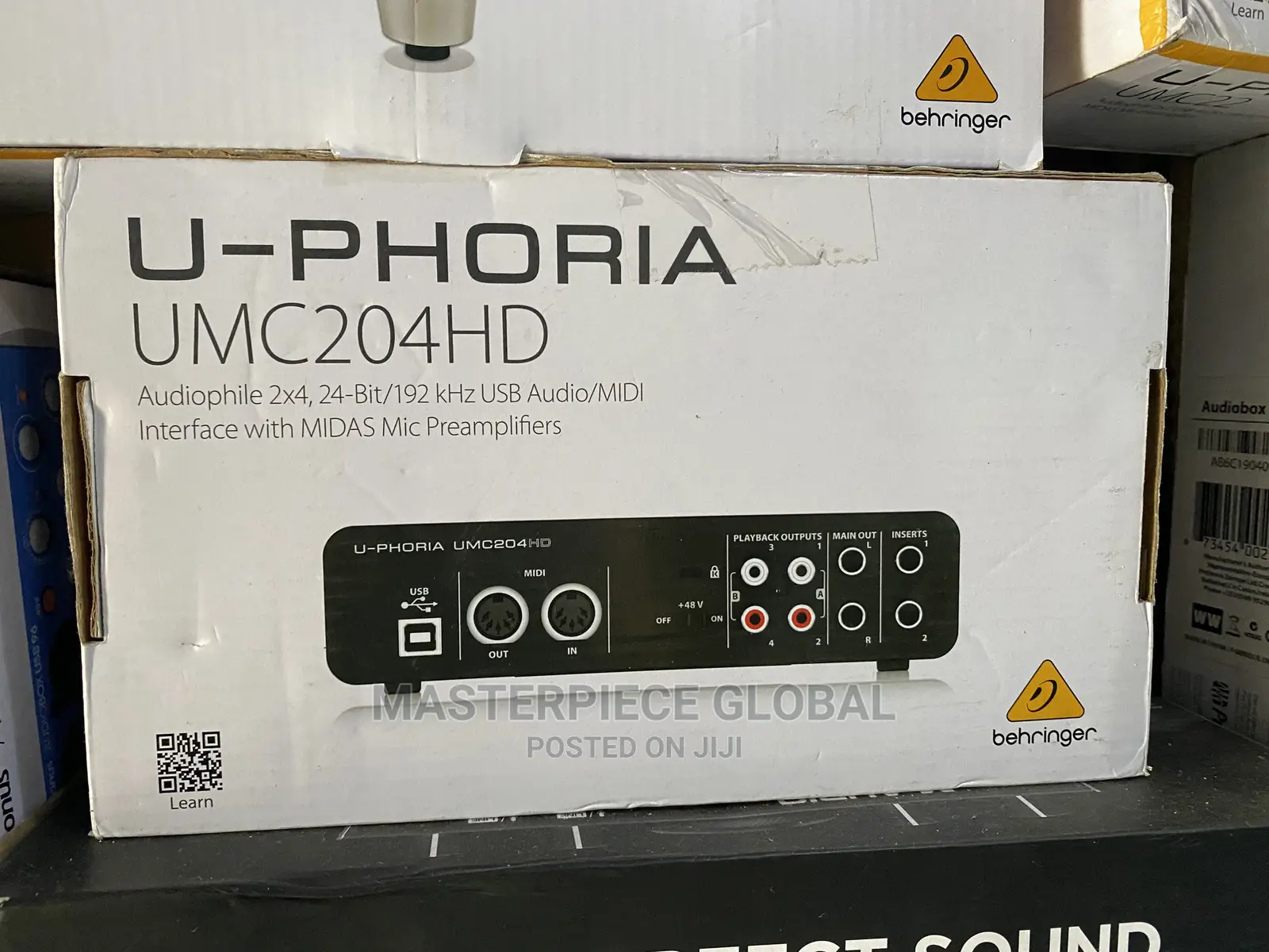 Behringer U