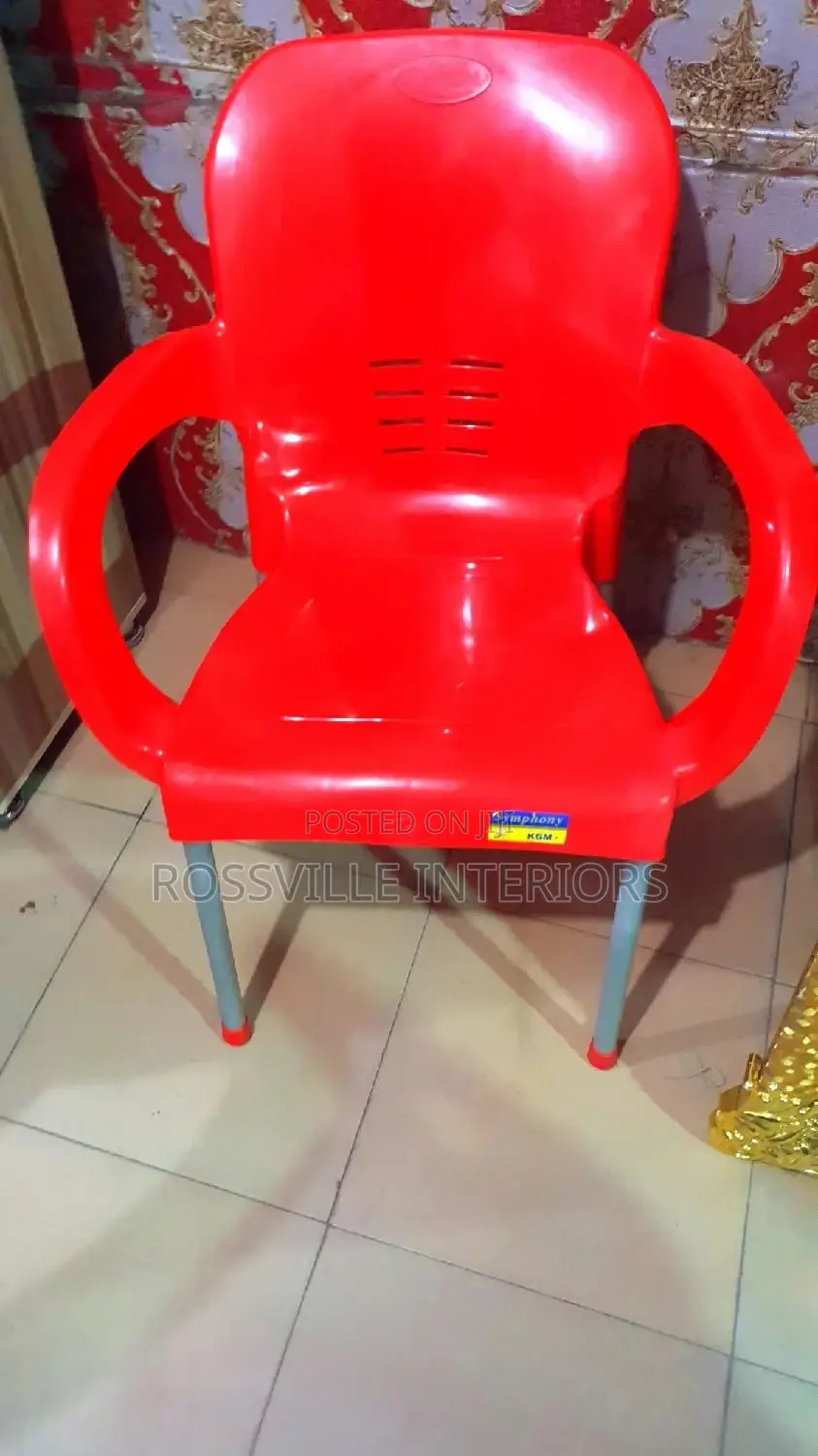 “Durable, Chic Plastic Chairs With Aluminium Legs. Grab Yours Now!”