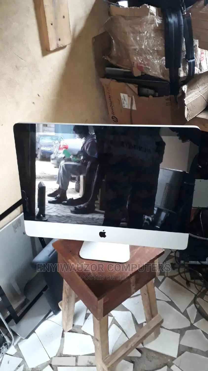 Desktop Computer Apple Mac Pro 8GB Intel Core I3 HDD 500GB