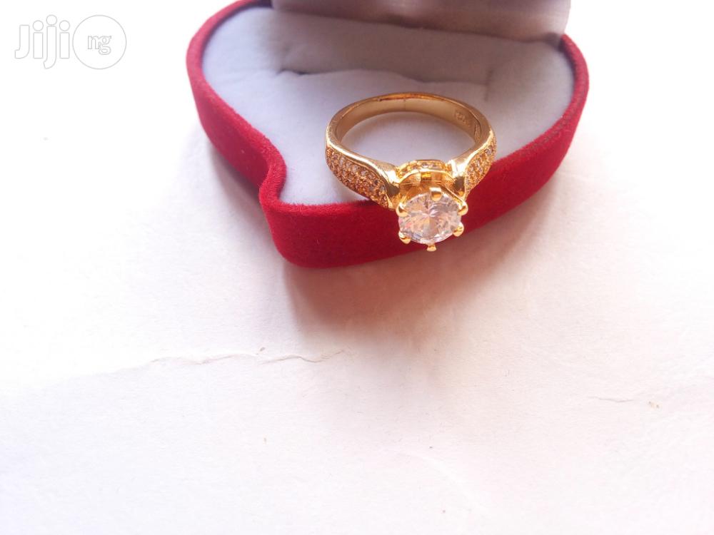 Leyla Williams Gold Stunning Engagement Ring 0003
