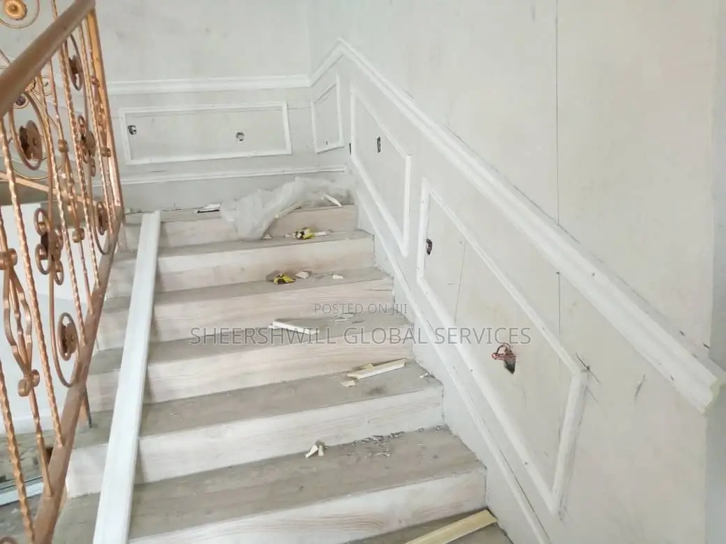 Polyurethane Floor Skirting Installation Wall Belt