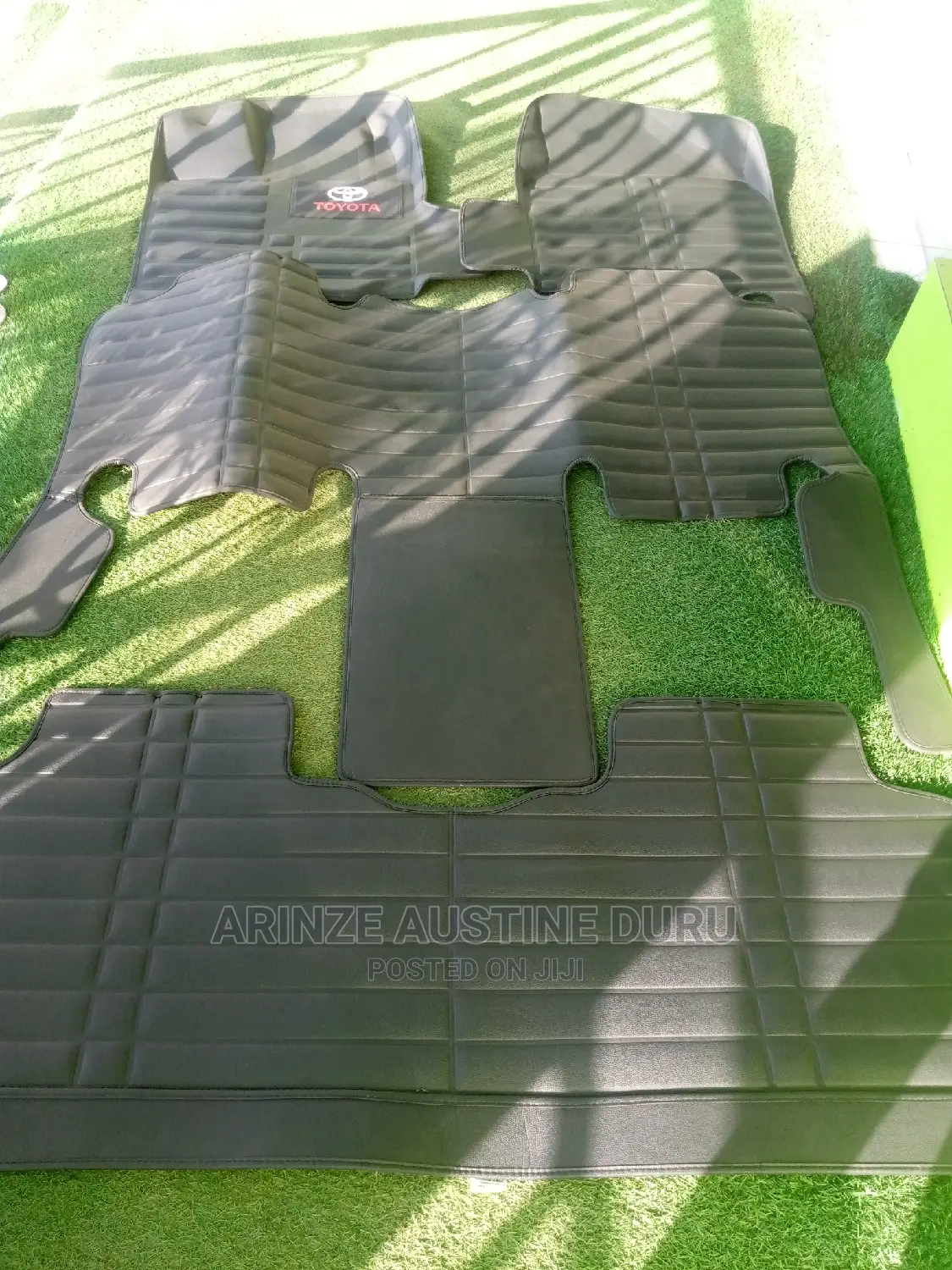 Custom Fit Floor Mats 3 Row Set Black for Toyota Sienna 7