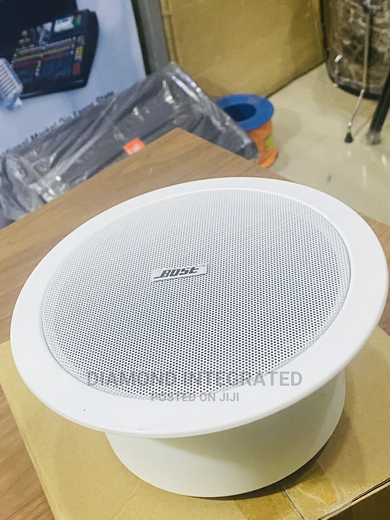 Bose 200Watts Ceiling Mounted Speaker.