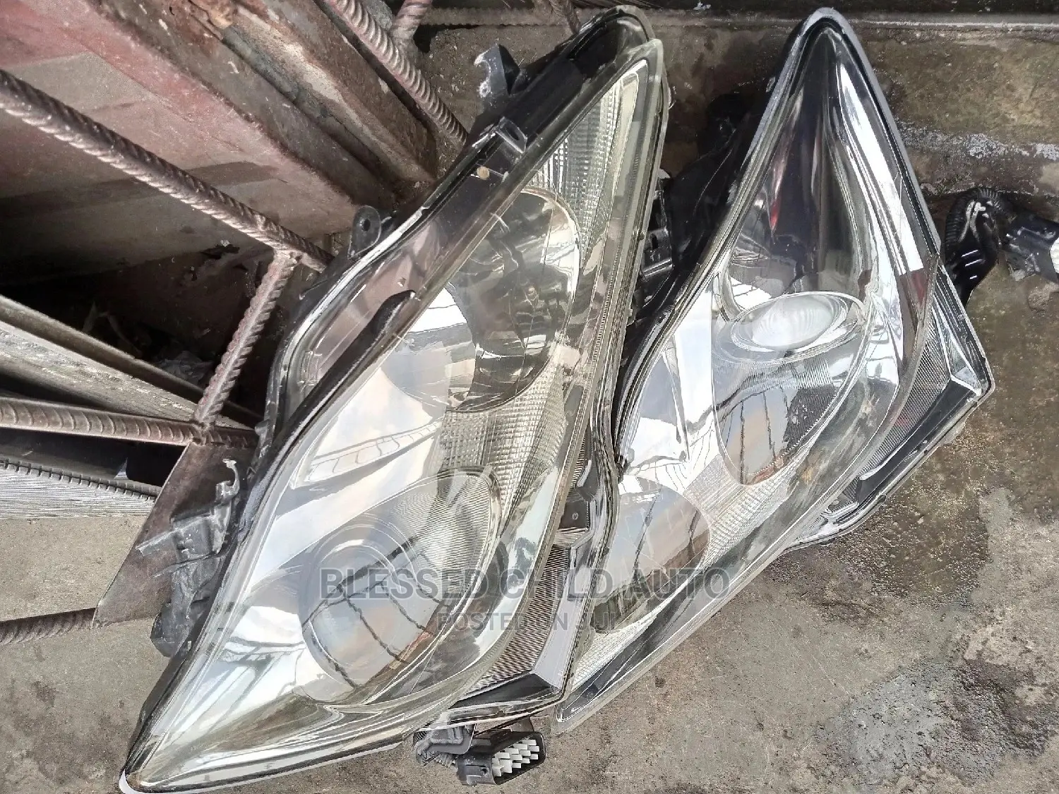 Headlamp Lexus IS 250 2008-2010 Non Charger