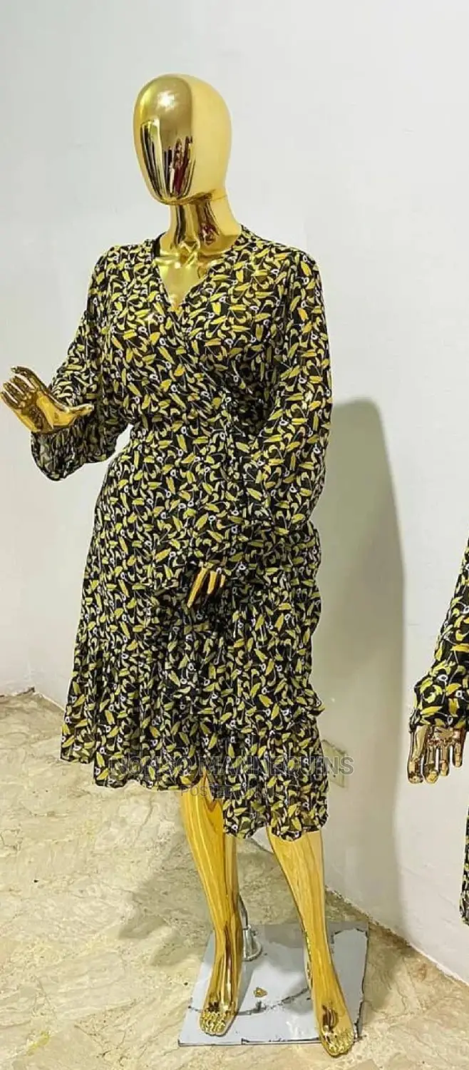 Size 10 Gold Chrome Female MANNEQUINS Faceless