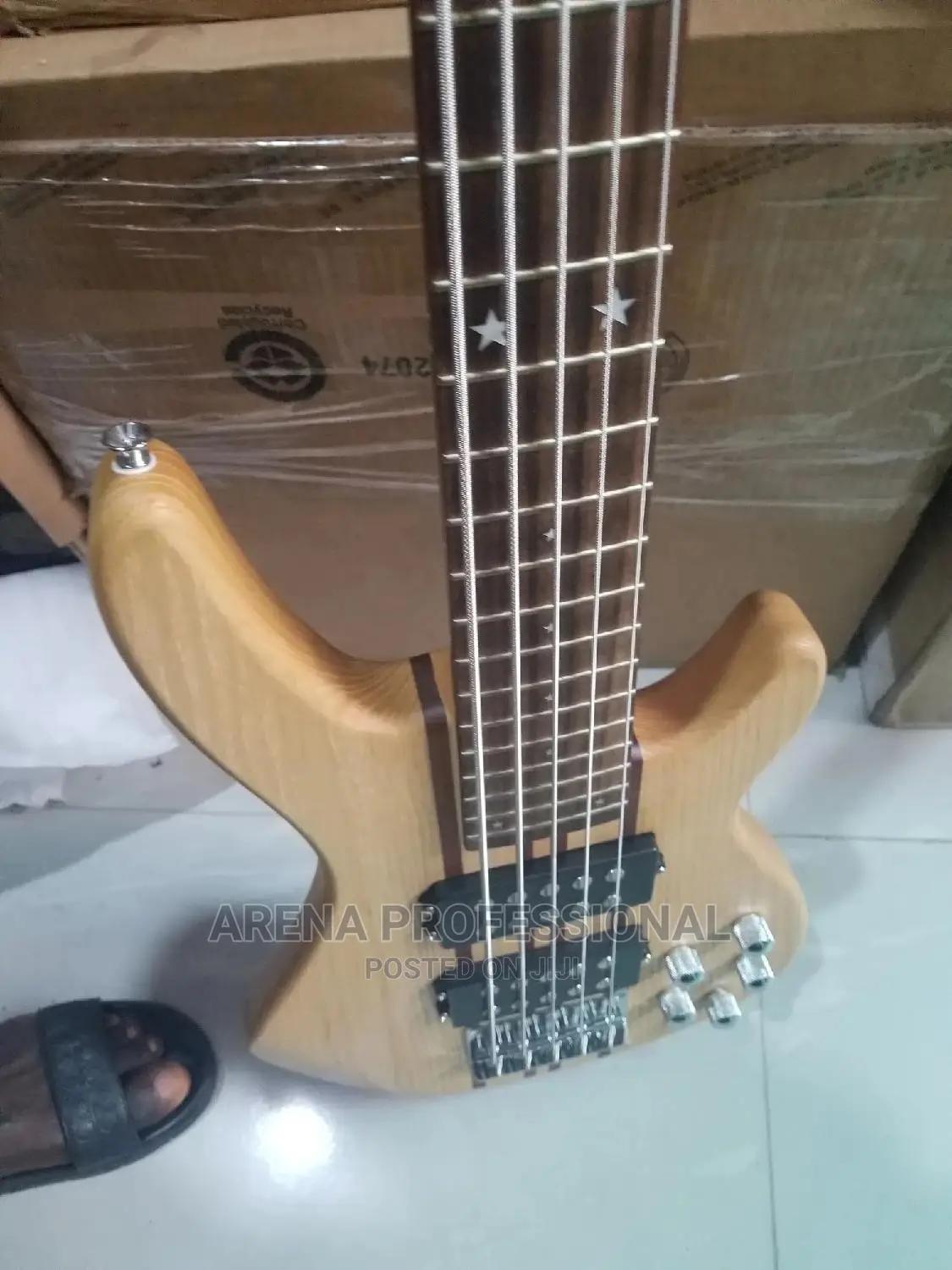 Magna 5strings Active Bass Guitar
