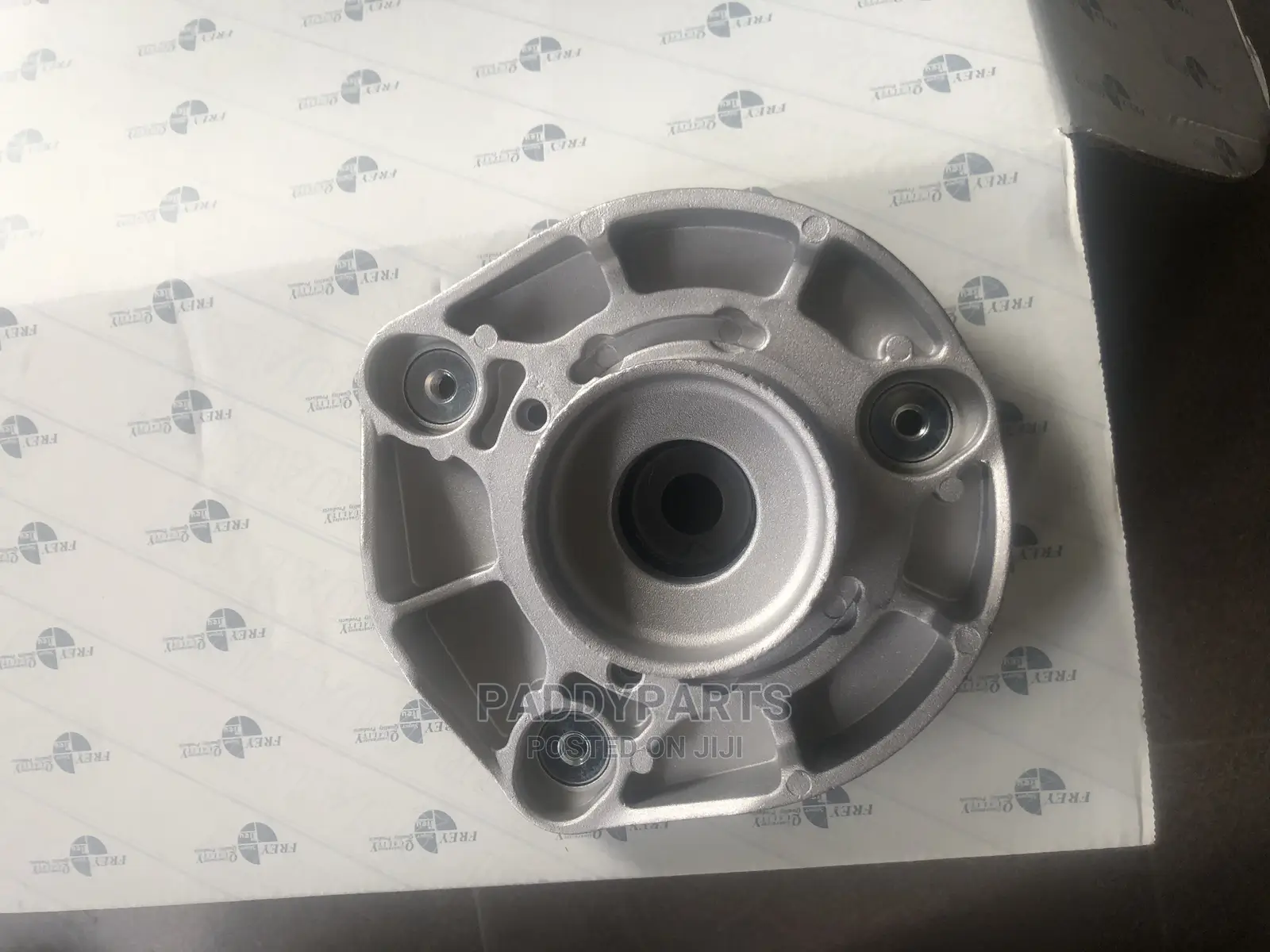 Glk 350 Engine Mount/Seat