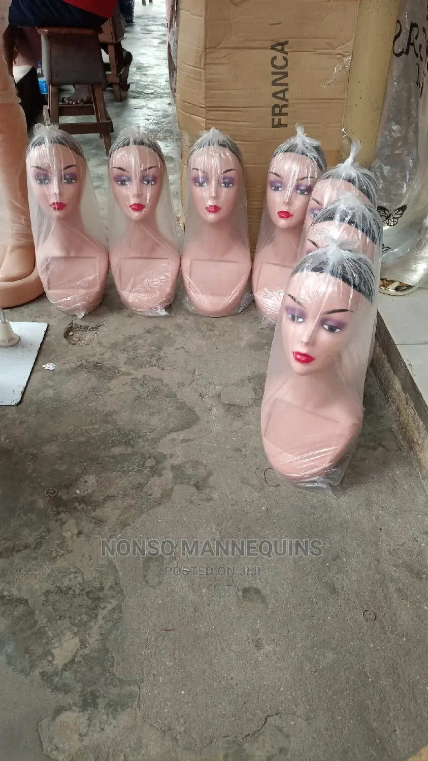 Plastic Skin Colour MANNEQUINS Head Display