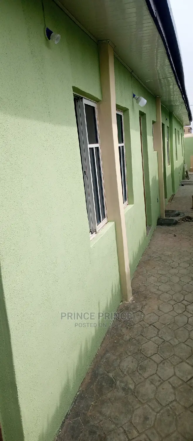1bdrm Bungalow in Surulere for rent
