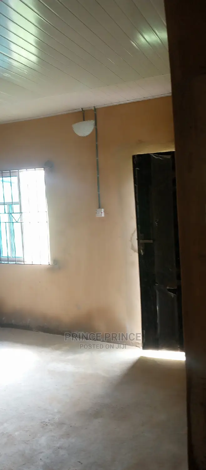 1bdrm Bungalow in Surulere for rent