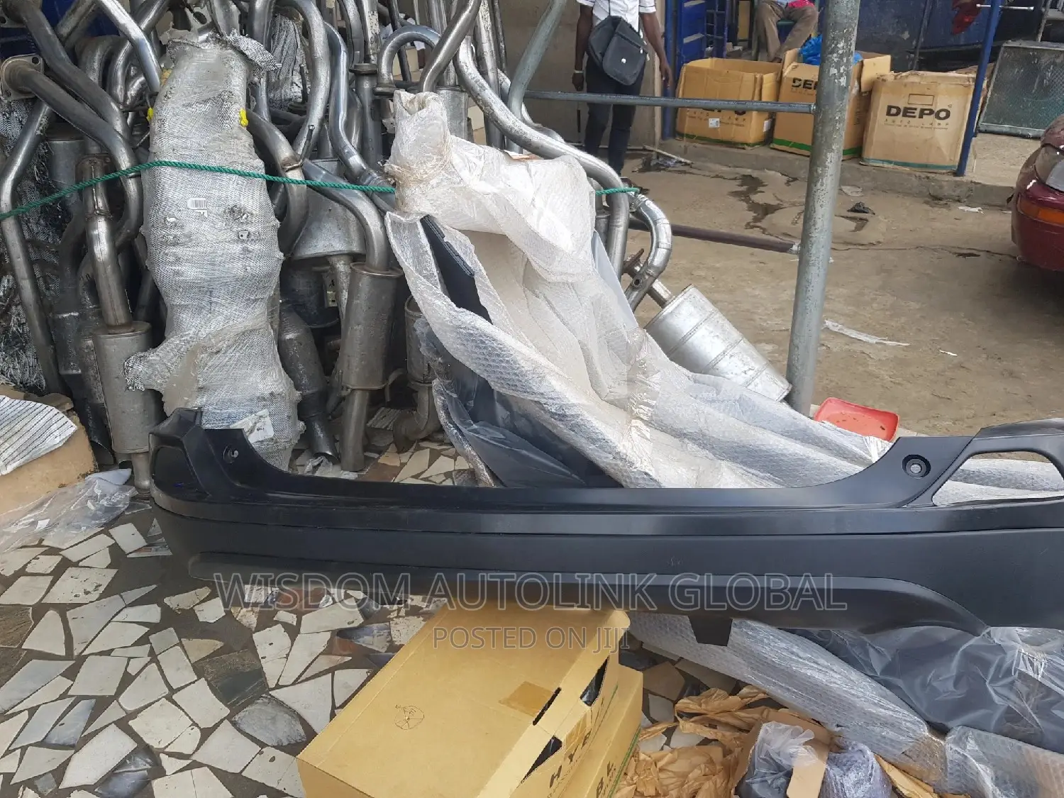Complete Back Bumper for Toyota Rav4 2016, 2017, 2018
