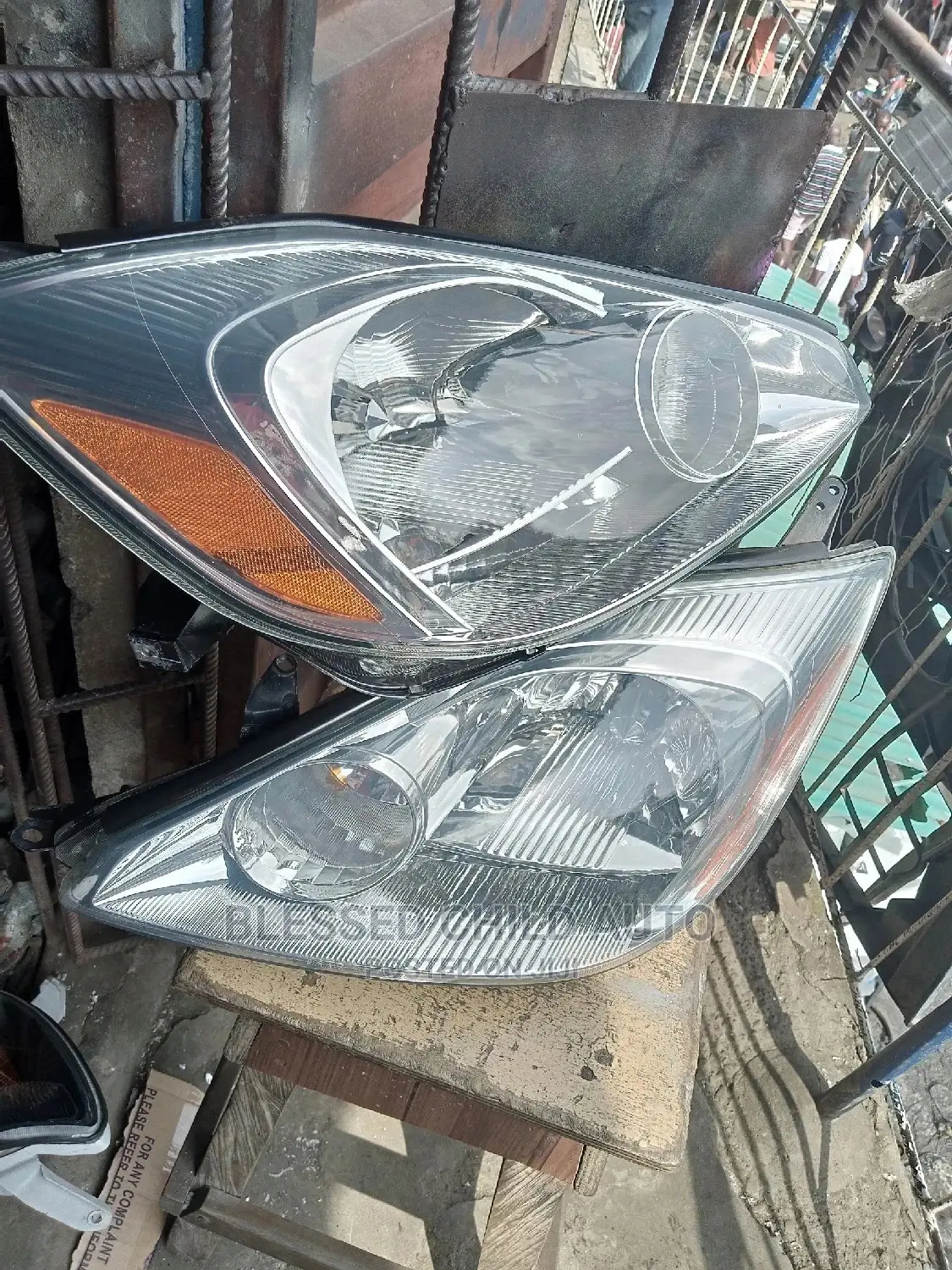 Headlamp Toyota Siena 2004 Charger Type