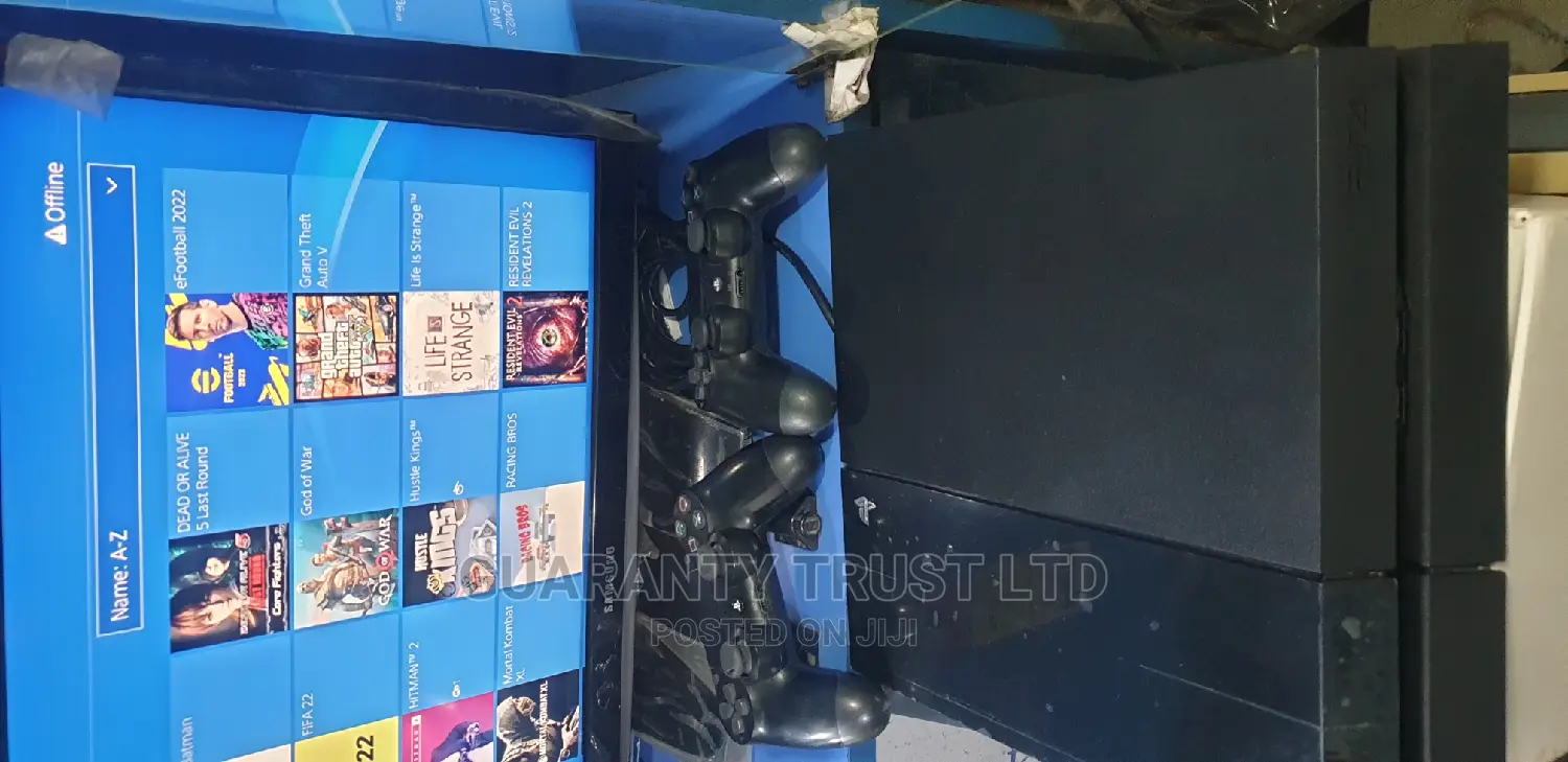 Ps4 Console + 10 Latest Games Of You Choice + 2 Original Ps4 Pad