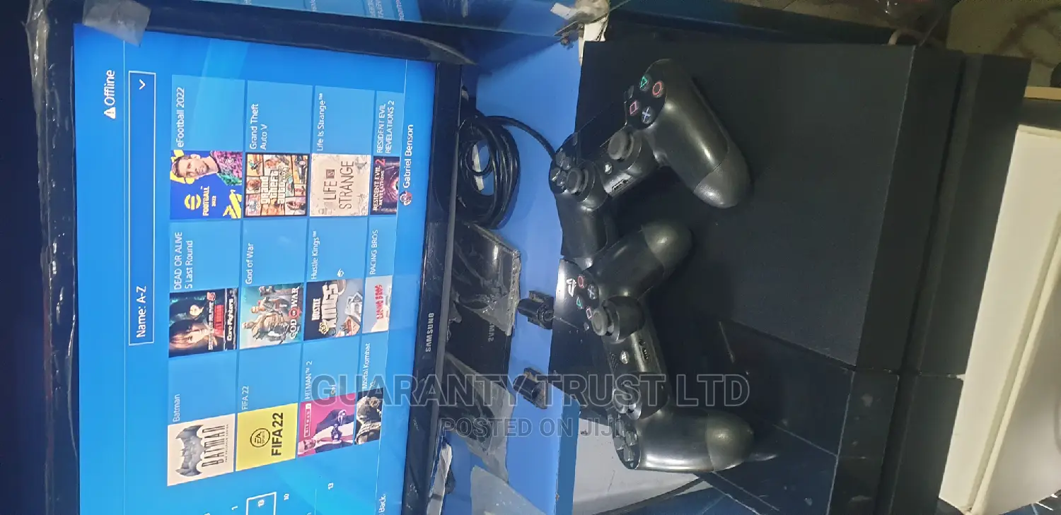 Ps4 Console + 10 Latest Games Of You Choice + 2 Original Ps4 Pad