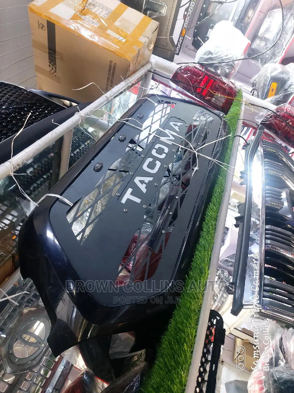 Front Grill Tacoma 2016-2021 LED