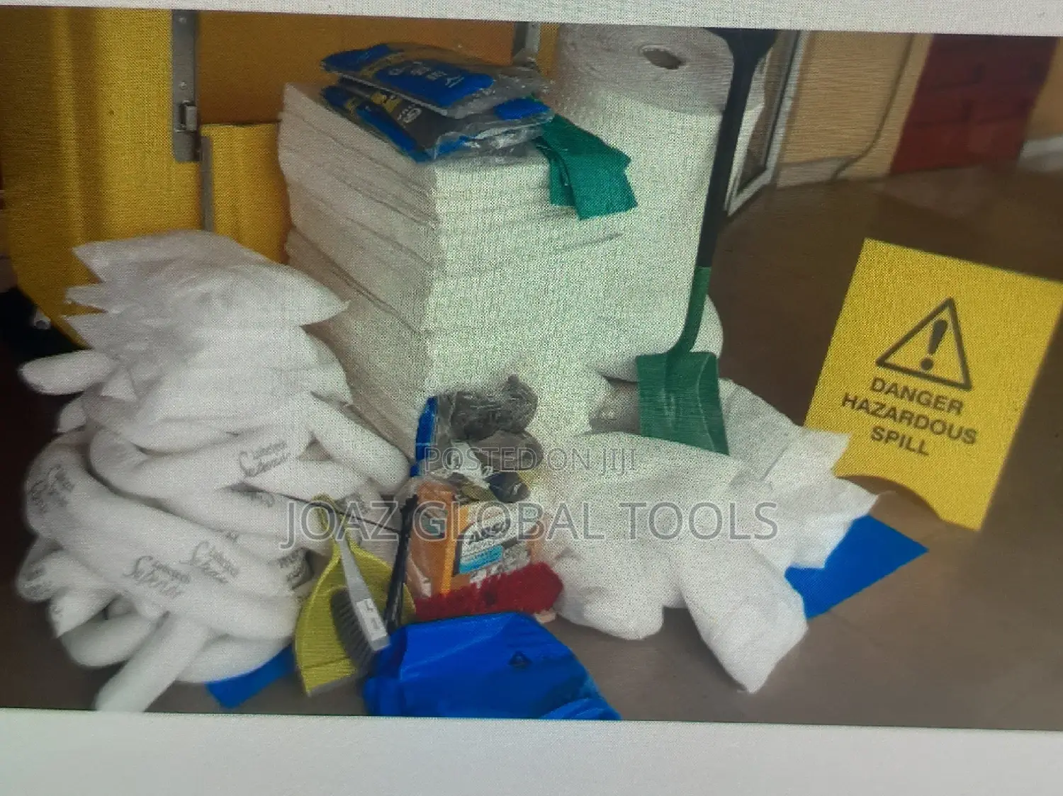 Oil Spill Kit 1200liter for Oil Spillage.