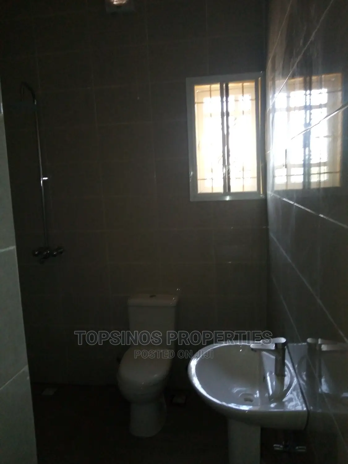 2bdrm Block of Flats in Dawaki for rent