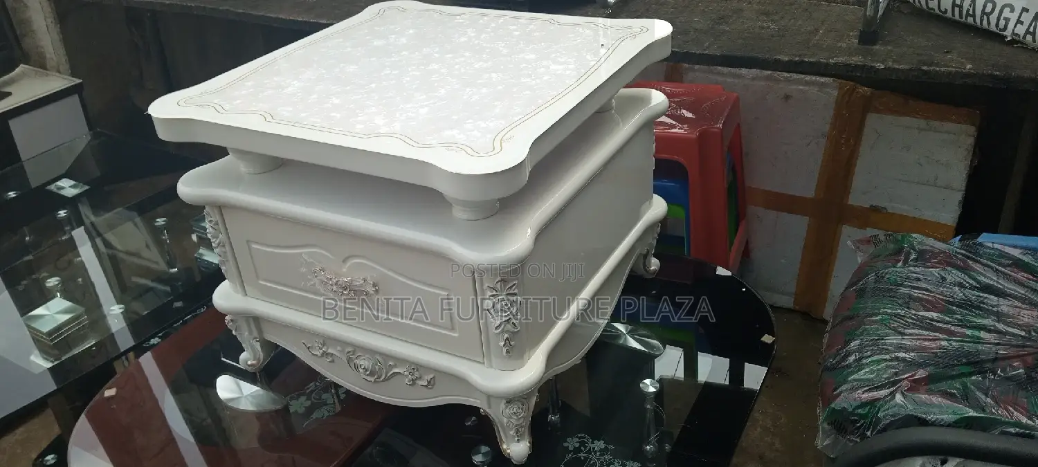 Royal Potable Table for Sale