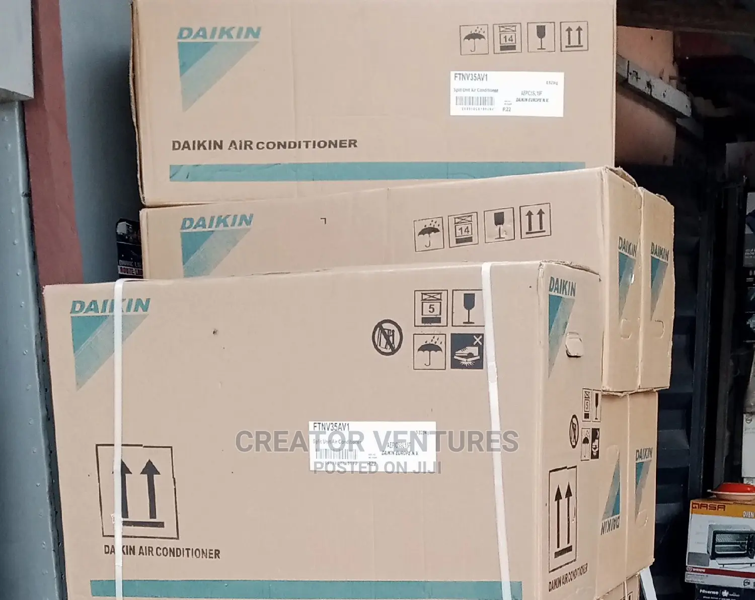 Daikin Split Unit Ac Inverter R410 /R32 Gas Ozone Friendly
