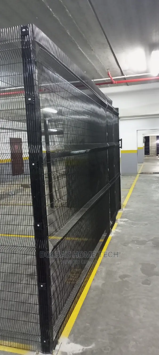 Anti-Finger Panel Mesh; Contemporary Fence