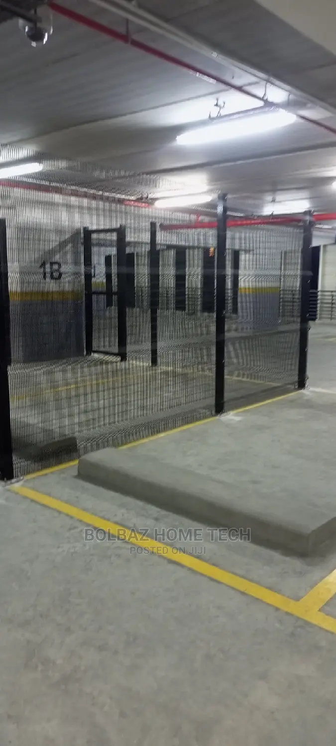 Anti-Finger Panel Mesh; Contemporary Fence