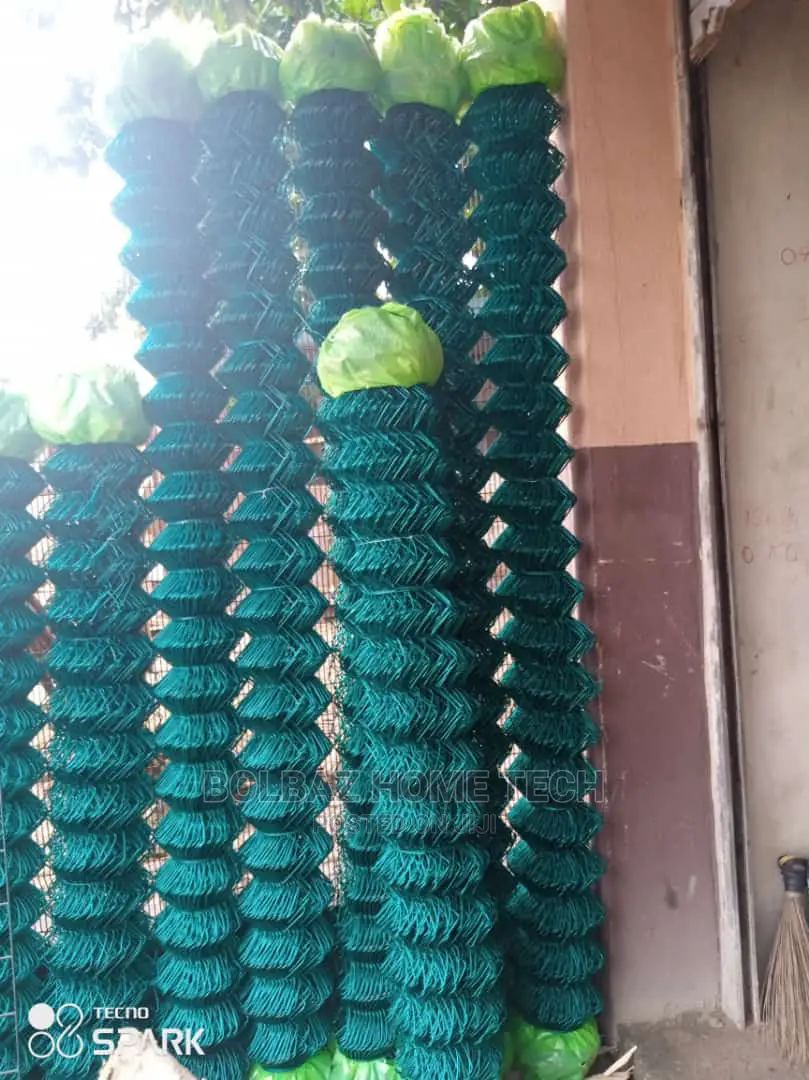 Coated Chainlink; For Field, Lawn and Garden.