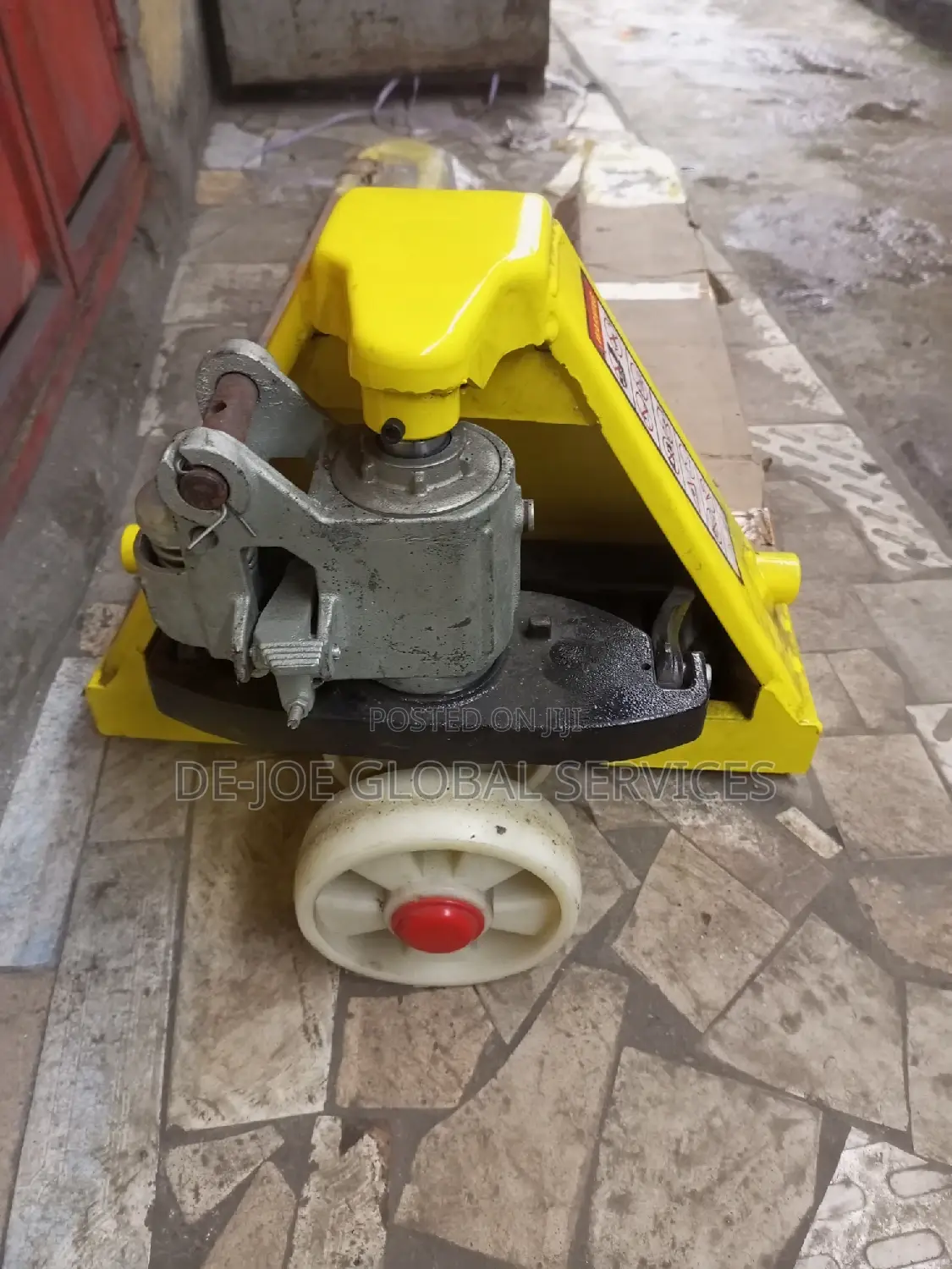 3 Tons Pallet Trolley Industrial TOYO Available in Stock