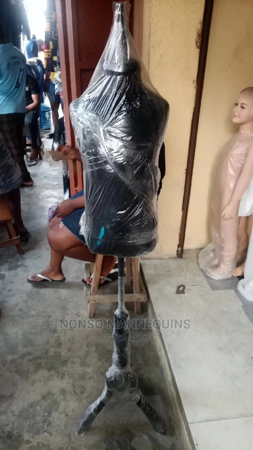 Kids Black Body Pinnable Dressform Stand