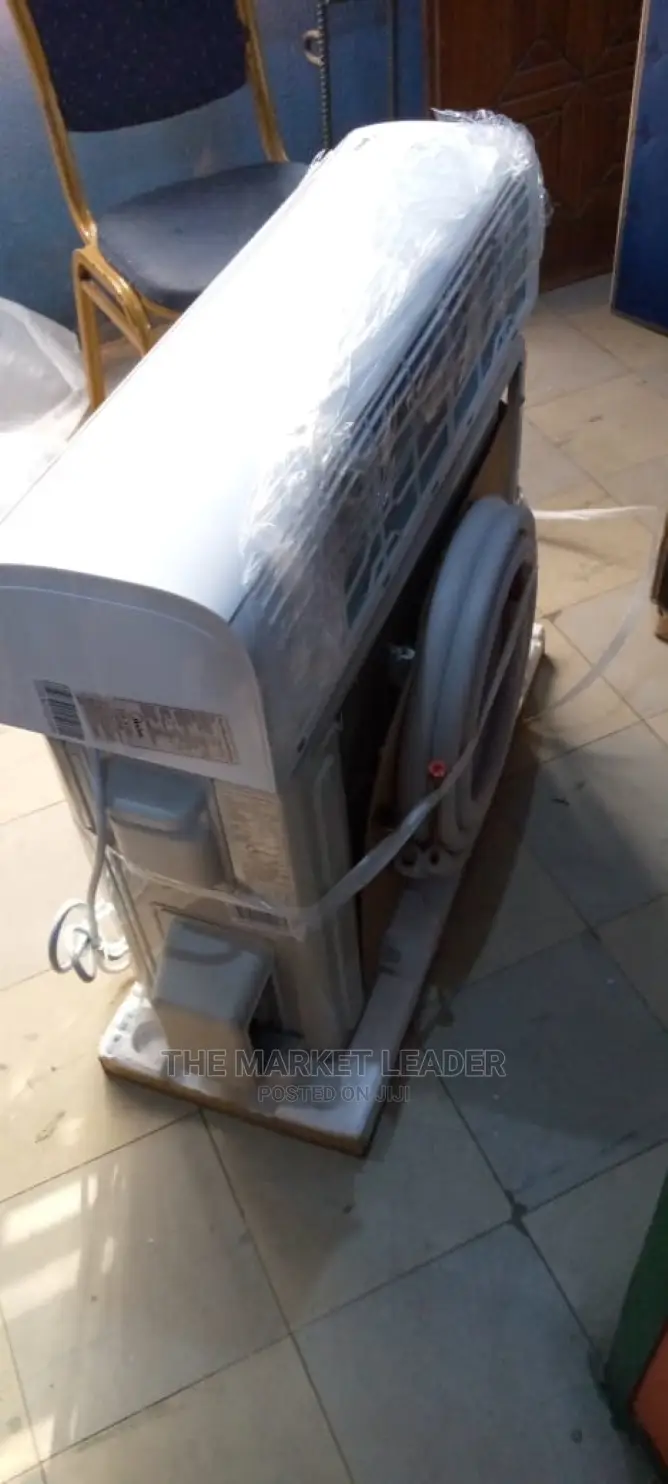 Midea 1.5HP Inverter Air Conditioner