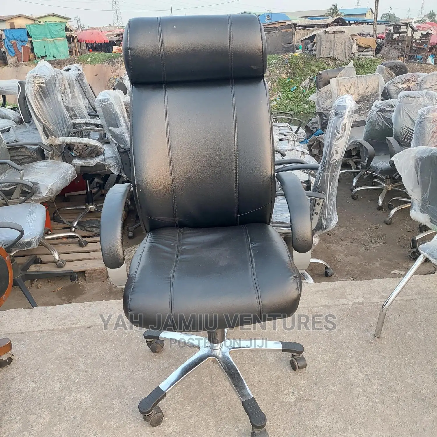 Quality Executive Leather Swivel Office Chair