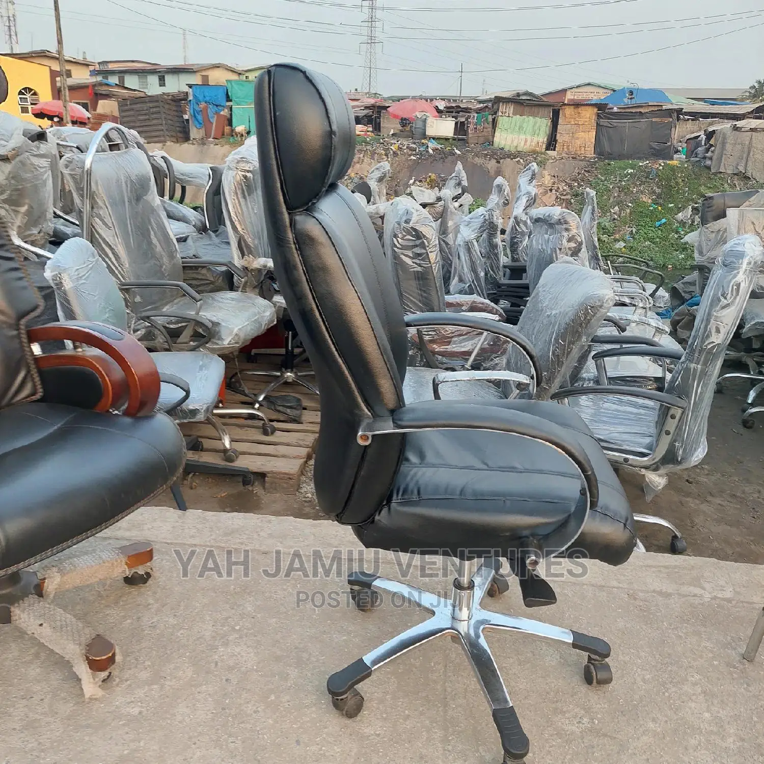 Quality Executive Leather Swivel Office Chair