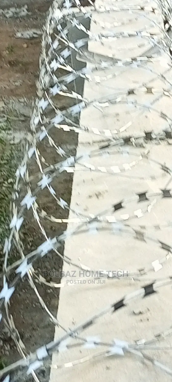 Barb Wire; Pure Galvanized