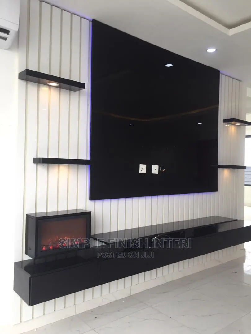 Wooden Finishing TV Stand