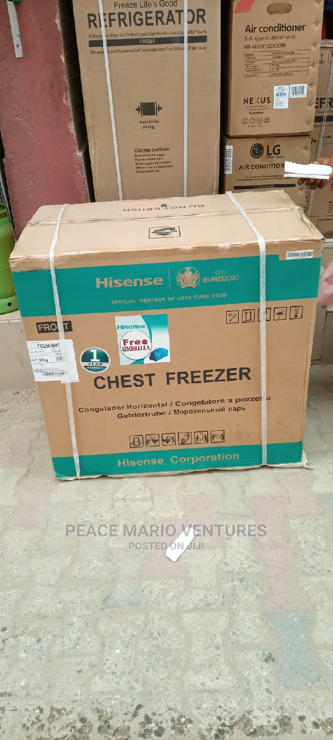 Original Hisense Deep Freezer With Transparent Glass.