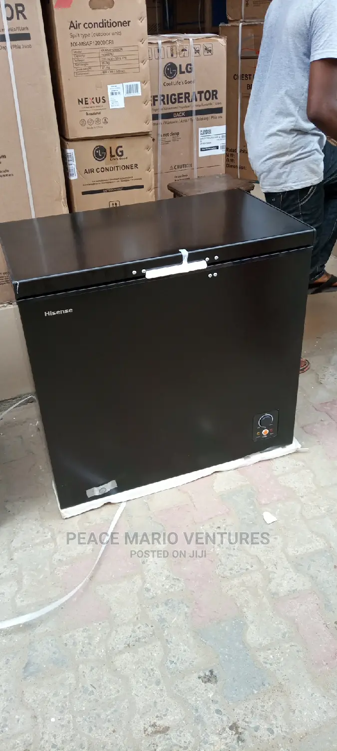 Original Hisense Deep Freezer With Transparent Glass.