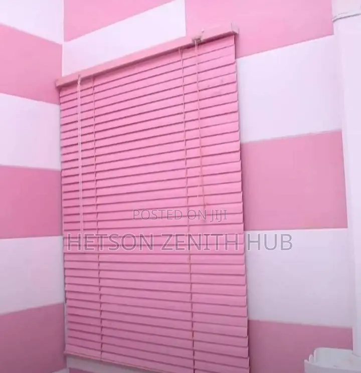 Standard Venetian Blinds