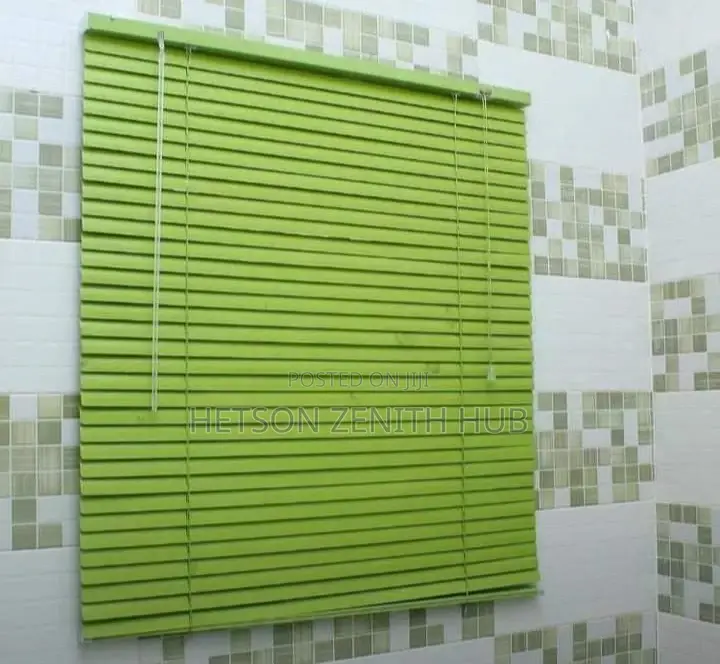Standard Venetian Blinds