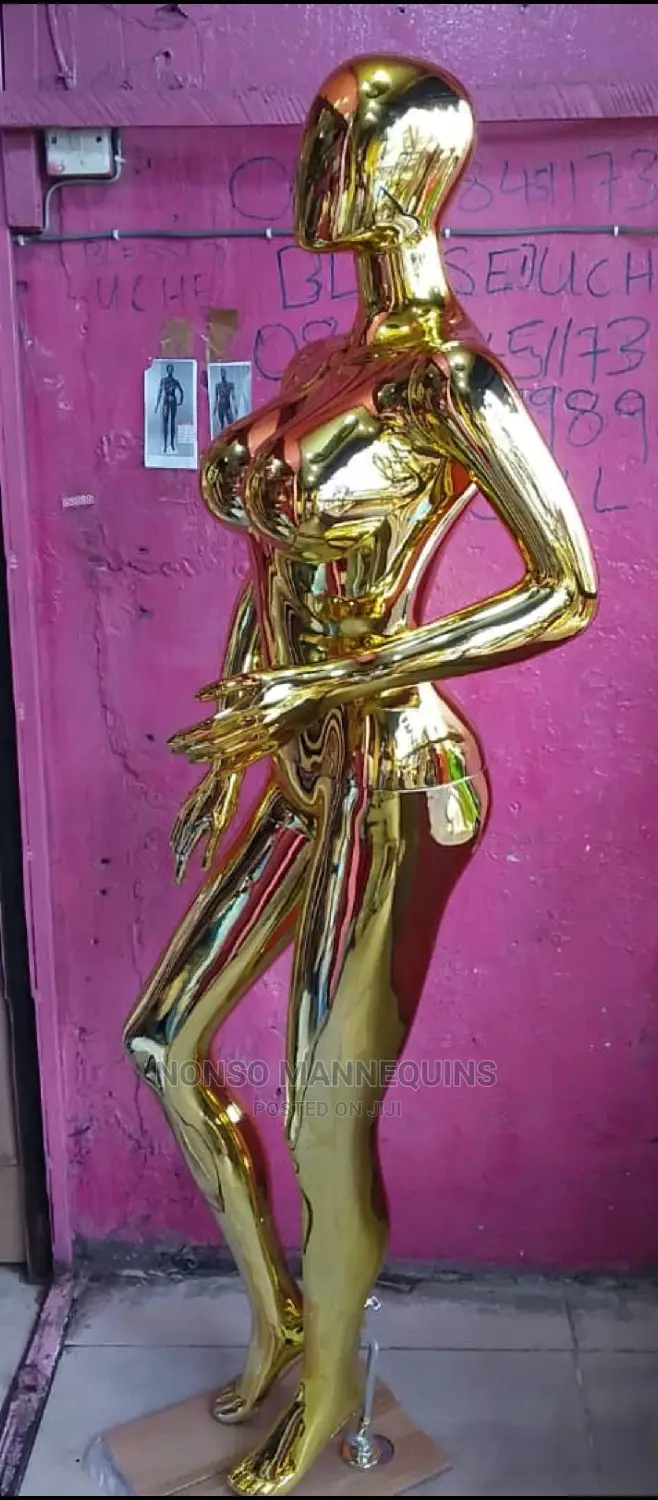 Biggest Breast And Body Size 12 Female Gold Chrome Mannequin